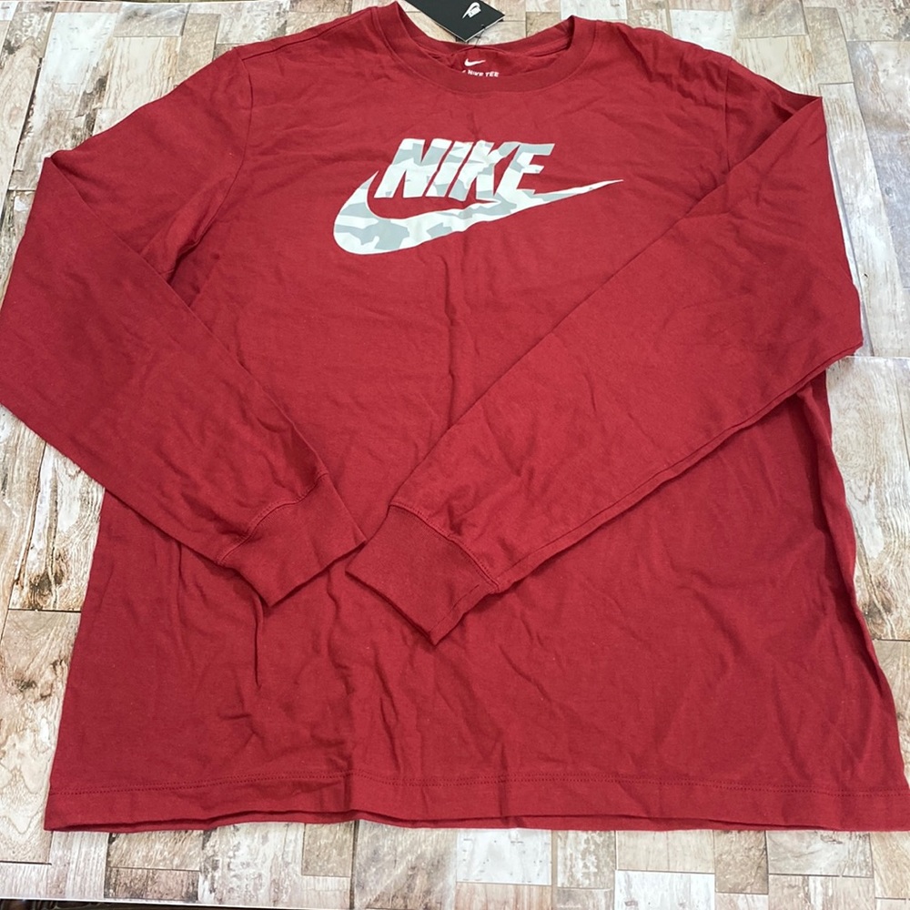 NWT- Nike - Long Sleeve